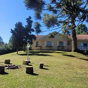 Lugar Tranquilo, Ideal A Família, 3km Capivar Casa de Férias
